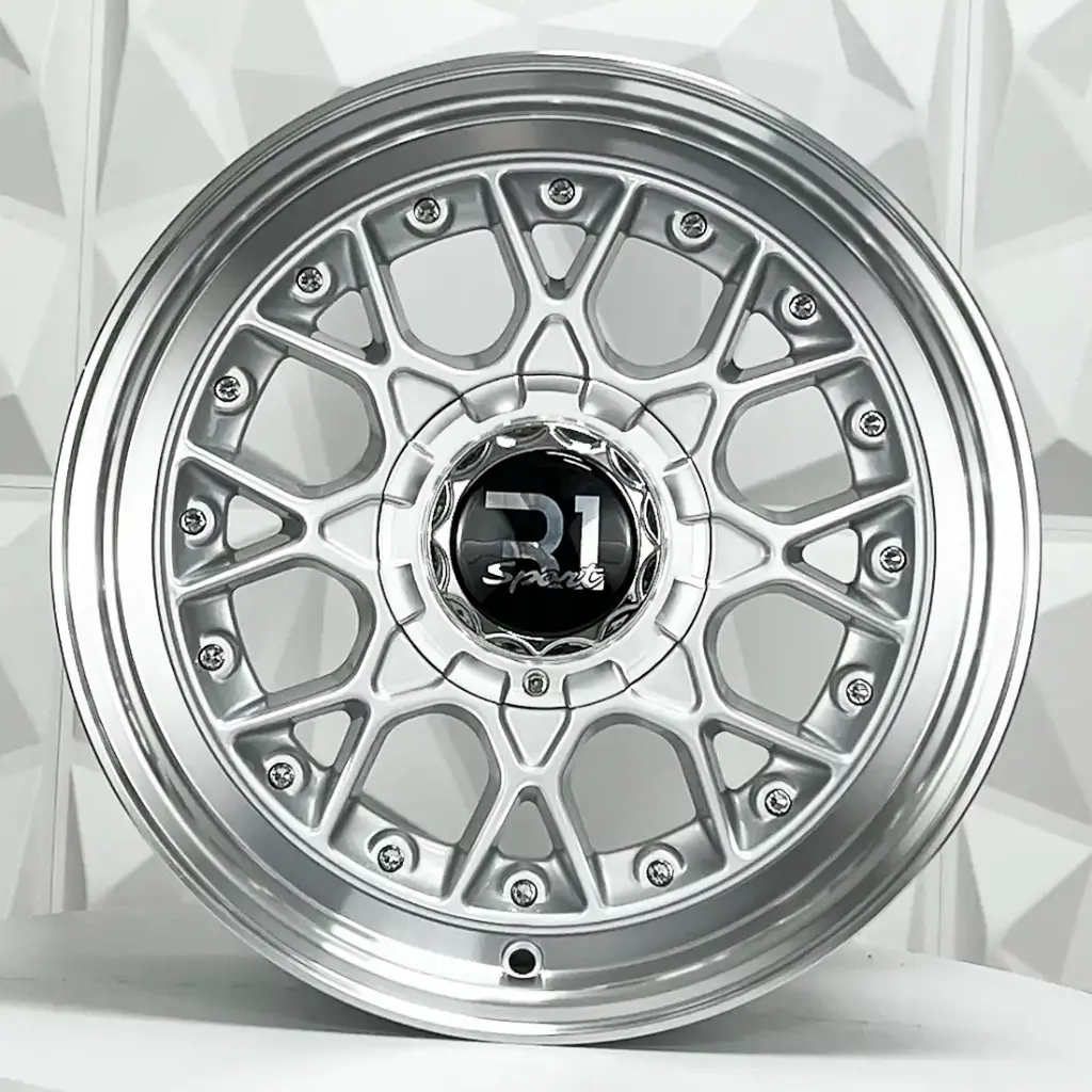 RIN 15X7.5 4-100/114.3 R1 SPORT 811 SILVER MI CHROME RIVETS ET35 CB73.1